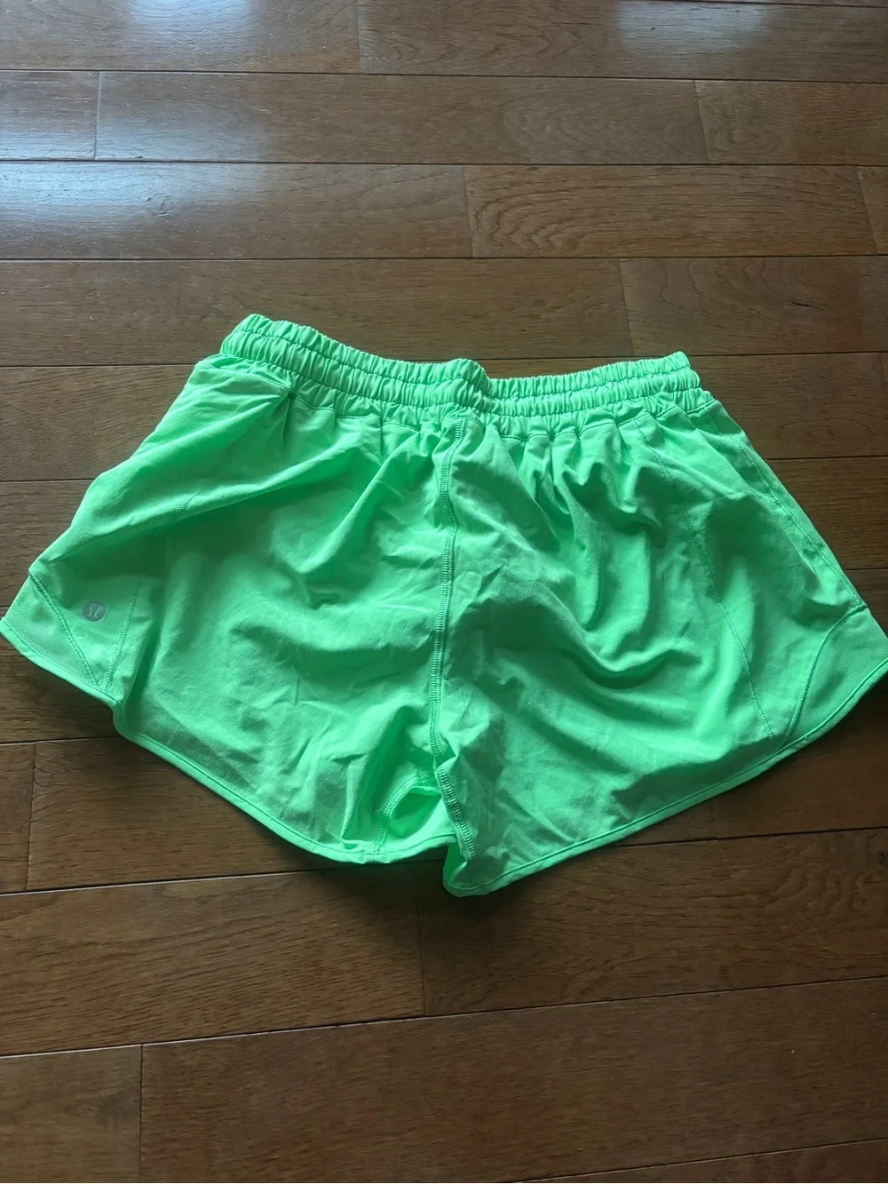 Lululemon Neon Green Women's Hotty Hot Shorts
